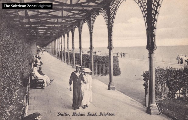 Oscar Wilde and the green&nbsp;wall